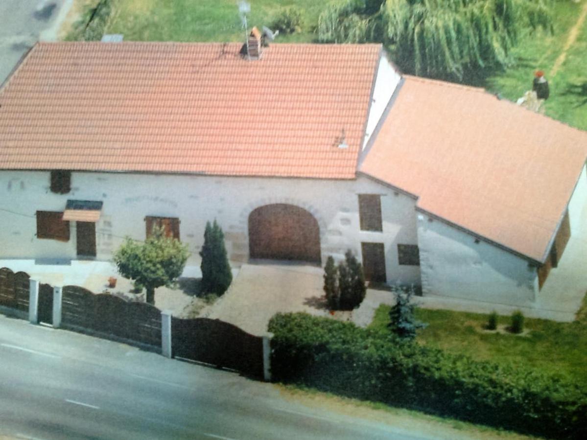 Studio A La Campagne Dans Corps De Ferme Renovee Daire Chancey Dış mekan fotoğraf