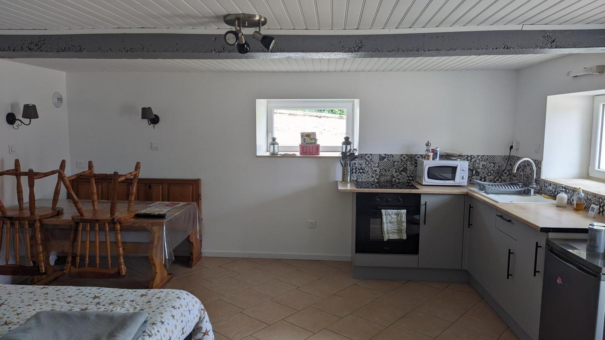 Studio A La Campagne Dans Corps De Ferme Renovee Chancey Oda fotoğraf